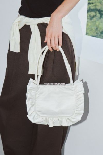 THEATRE PRODUCTS（シアタープロダクツ）の「サテンコレクション