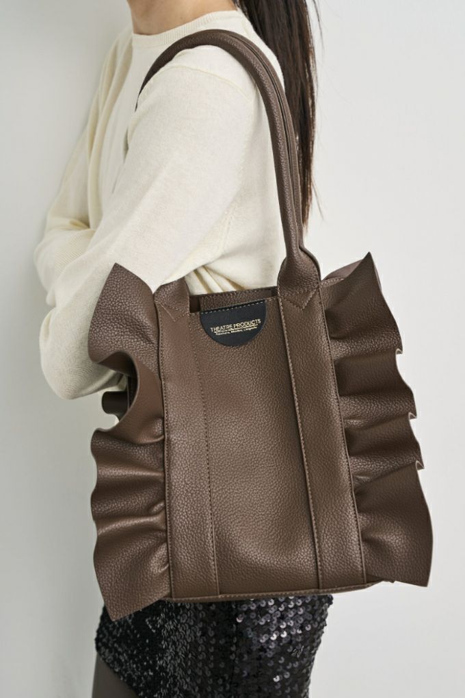 FAKE LEATHER FRILL BAG /フェイクレザーフリルバッグ | THEATRE