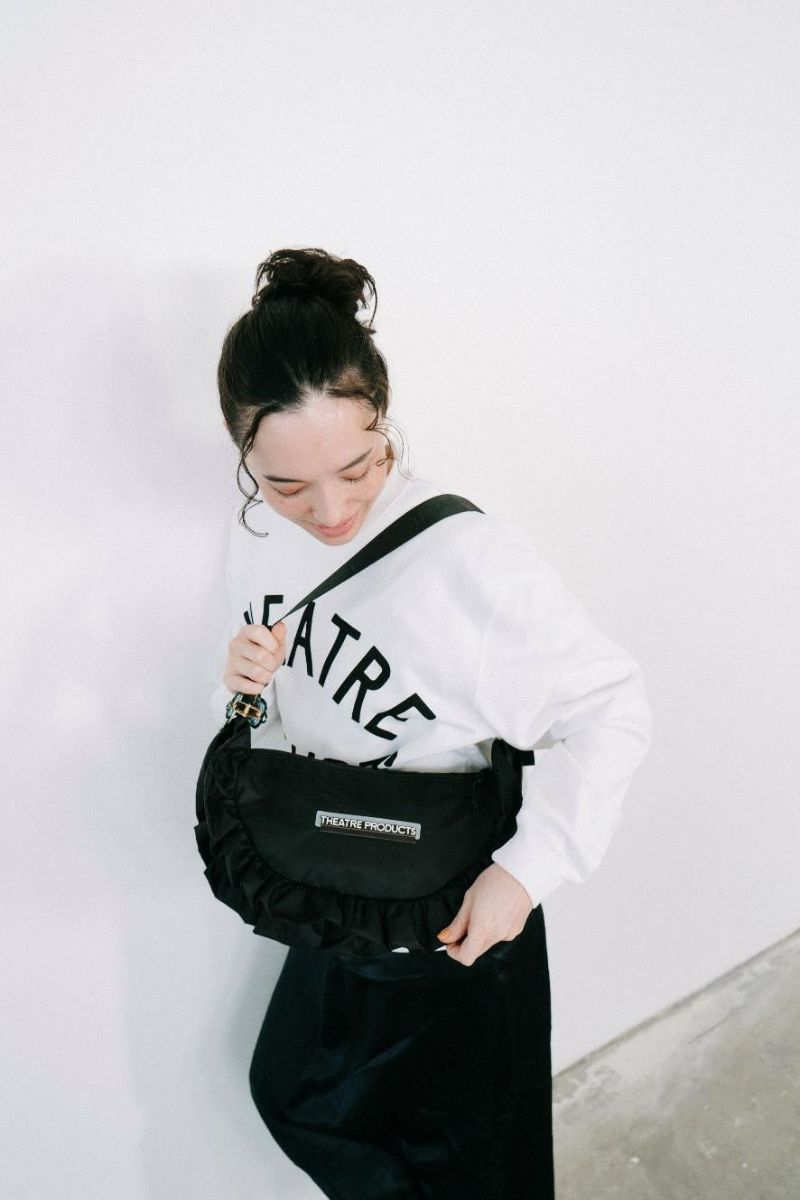 NYLON FRILL ROUND SHOULDER BAG -L-/ナイロンフリルショルダー