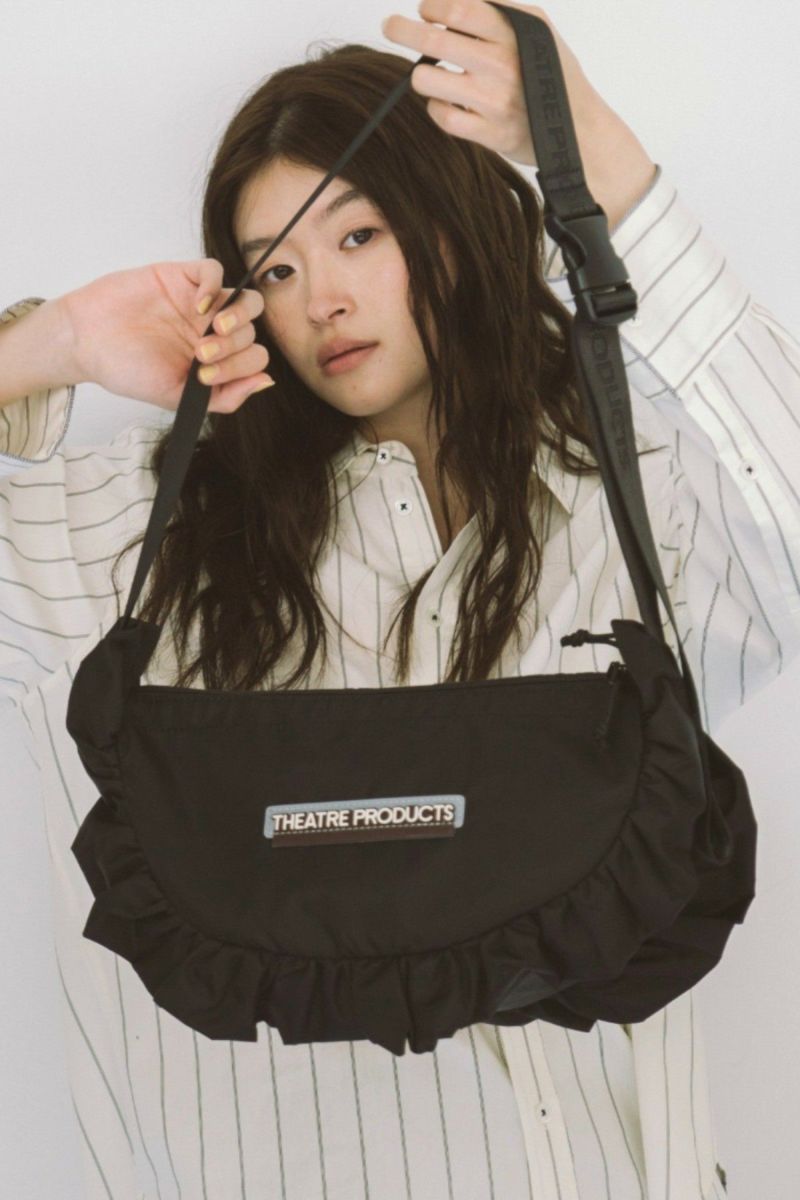 NYLON FRILL ROUND SHOULDER BAG -L-/ナイロンフリルショルダー